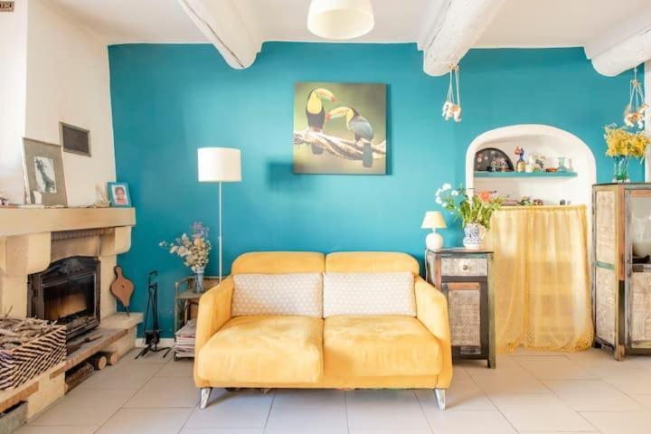 Aude En Provence Bed & Breakfast Meyrargues Ngoại thất bức ảnh