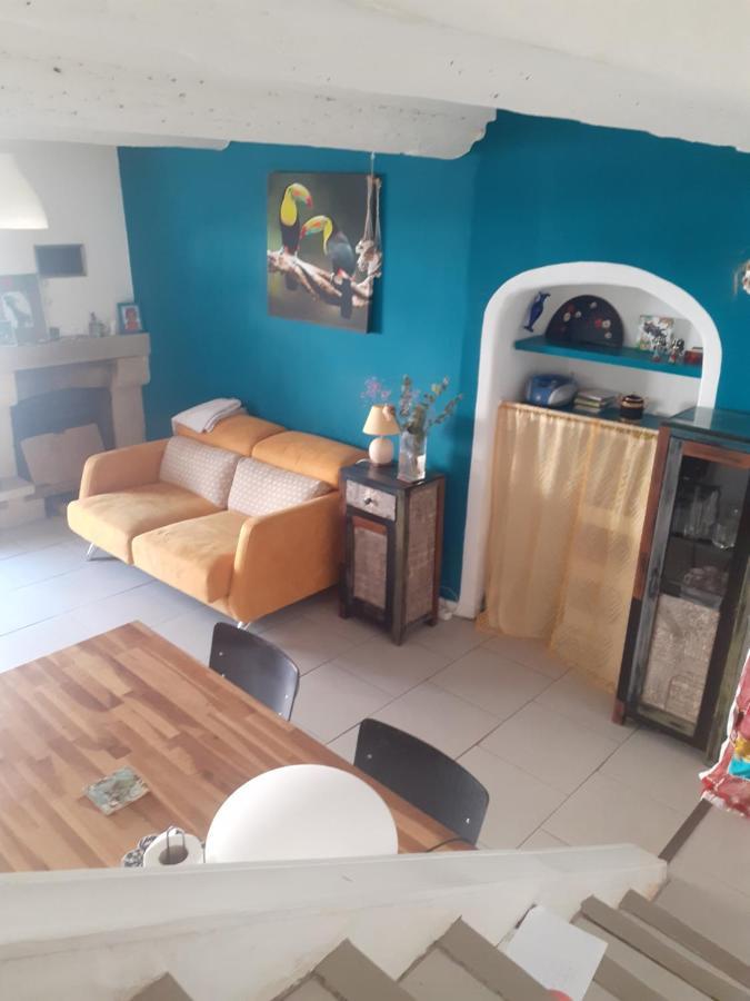 Aude En Provence Bed & Breakfast Meyrargues Ngoại thất bức ảnh